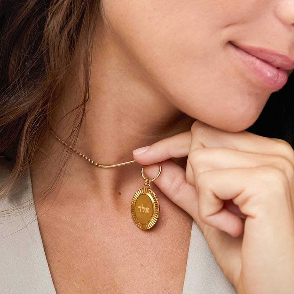 Radiant Kabbalah Pendant with Gemstone In Gold Plating-4 product photo