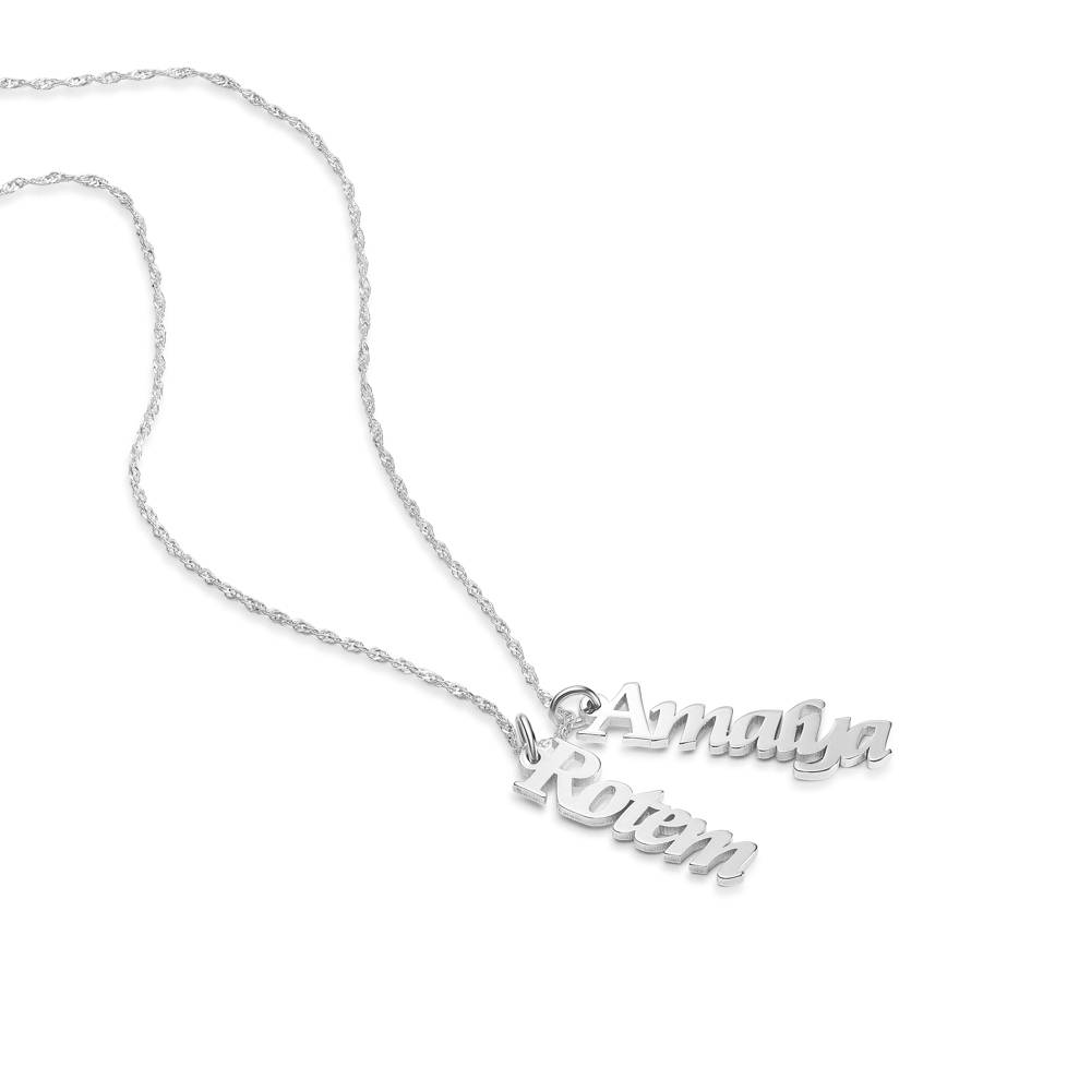 Vertical Englsh Name Necklace in Silver-2 product photo